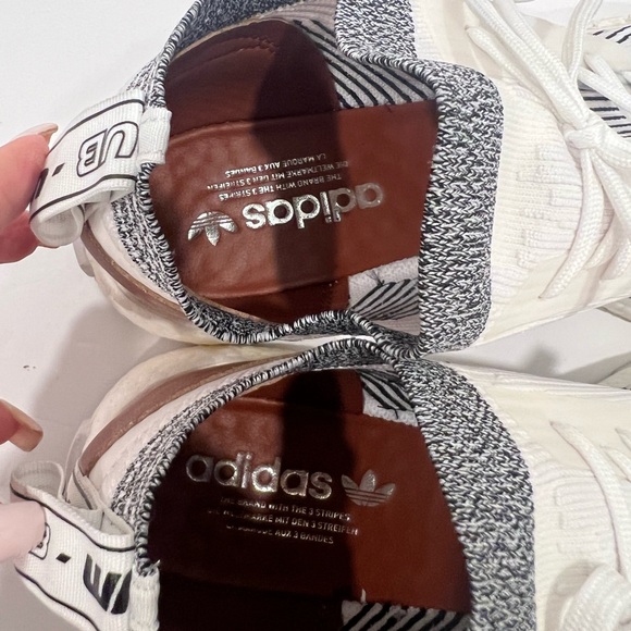 LIKE NEW‼️Men’s Adidas Whitaker Car Club x NMD Racer “Monaco” Wht/Blk//Brn (10) - Picture 7 of 16